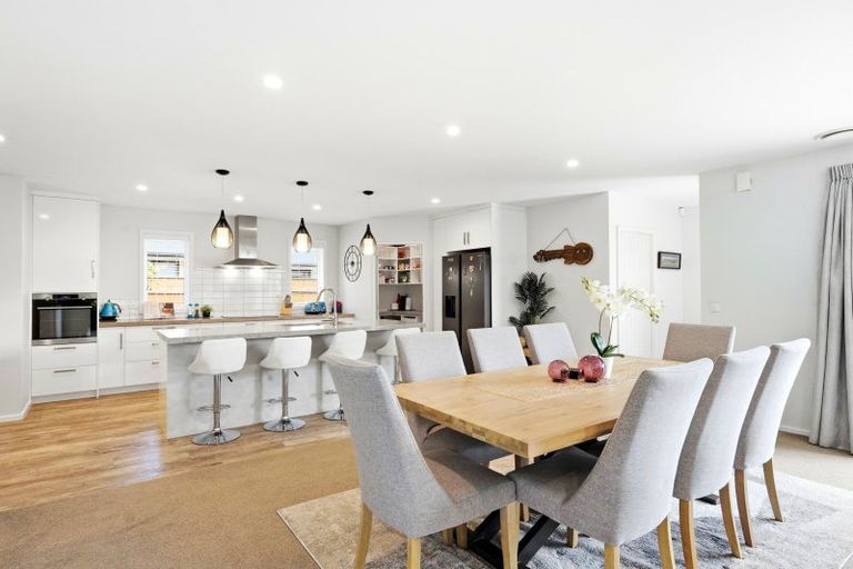 Photo of property in 37 Pharazyn Street, Feilding, 4702