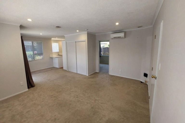 Photo of property in 29 Durrell Way, Rolleston, 7614