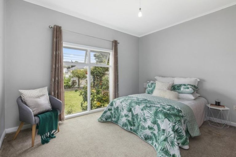 Photo of property in 19 Charleston Avenue, Boulcott, Lower Hutt, 5011