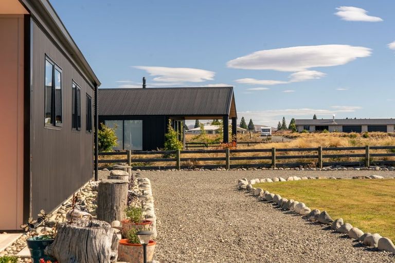 Photo of property in 1 Tussock Crescent, Twizel, 7901