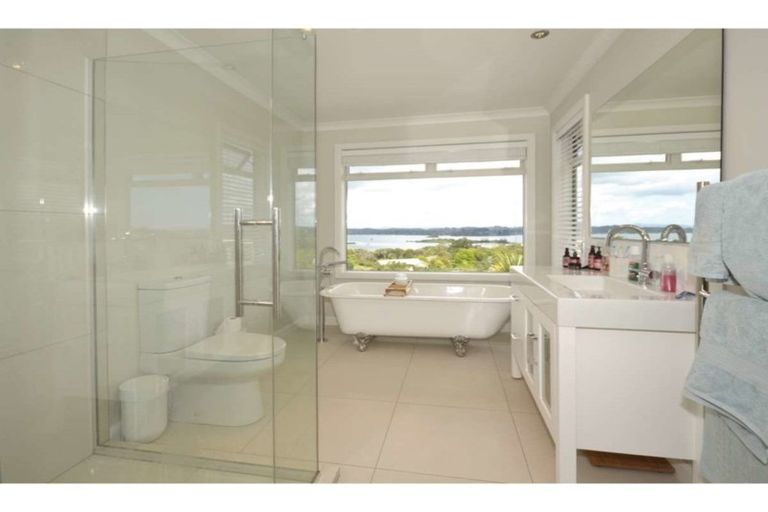 Photo of property in 204 Rangitane Road, Kerikeri, 0294