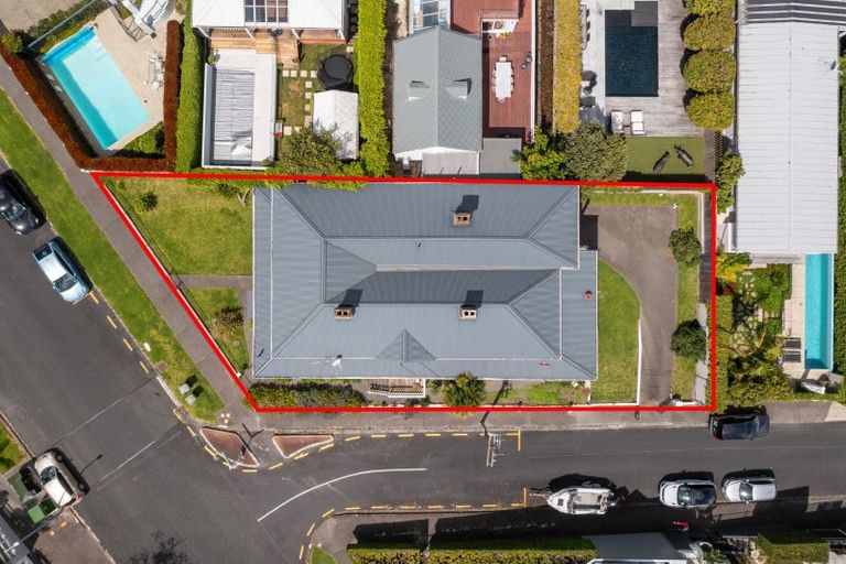 Photo of property in 60 St Marys Road, Saint Marys Bay, Auckland, 1011