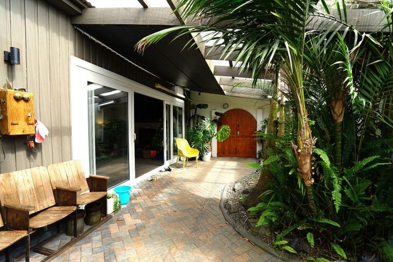 Photo of property in 6 Magnolia Avenue, Opaheke, Papakura, 2113