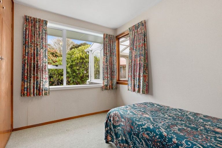 Photo of property in 16 Geelong Place, Burnside, Christchurch, 8053