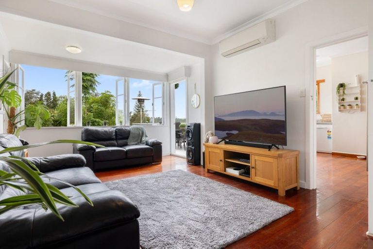 Photo of property in 6a Waikareao Way, Brookfield, Tauranga, 3110