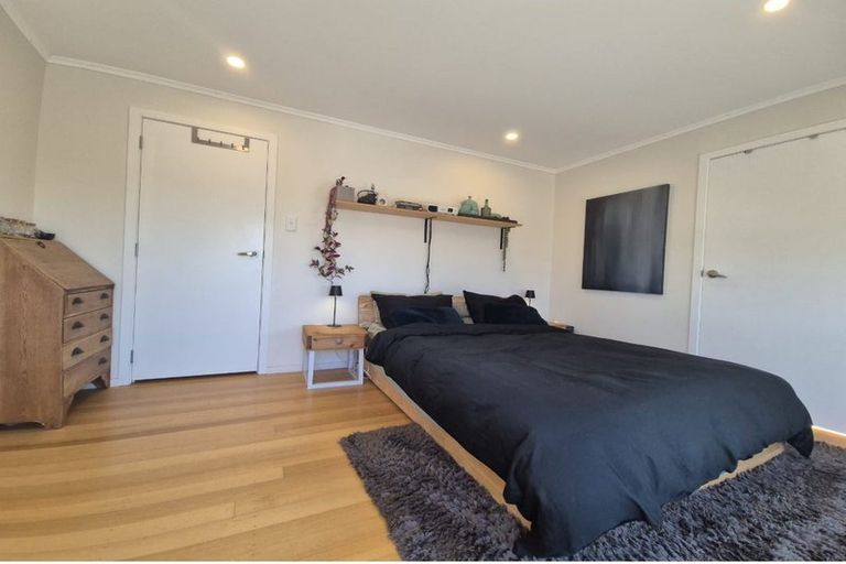 Photo of property in 832 Whangaparaoa Road, Manly, Whangaparaoa, 0930