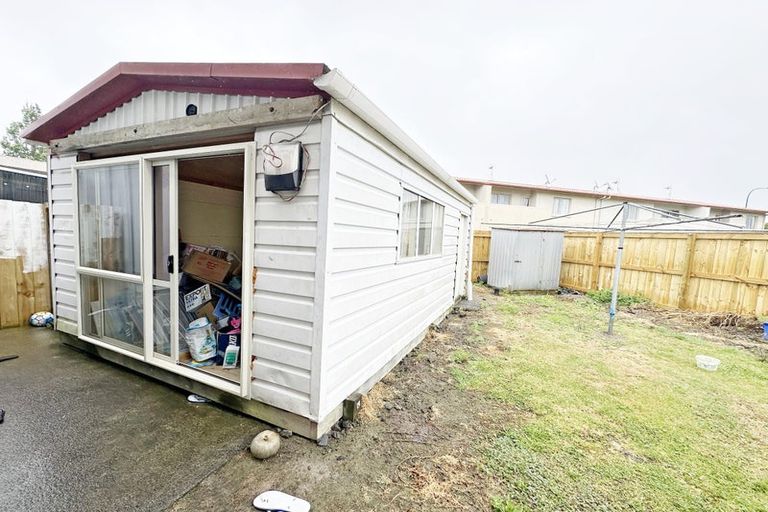 Photo of property in 6 Duxfield Drive, Ranui, Auckland, 0612