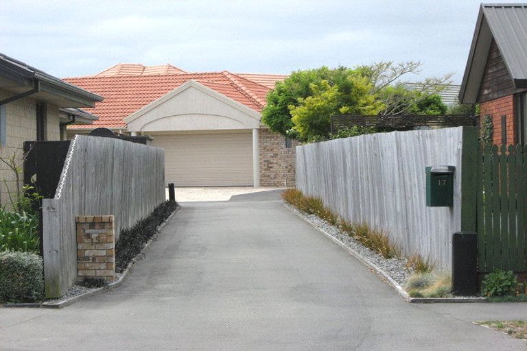 Photo of property in 17 Forest Drive, Parklands, Christchurch, 8083