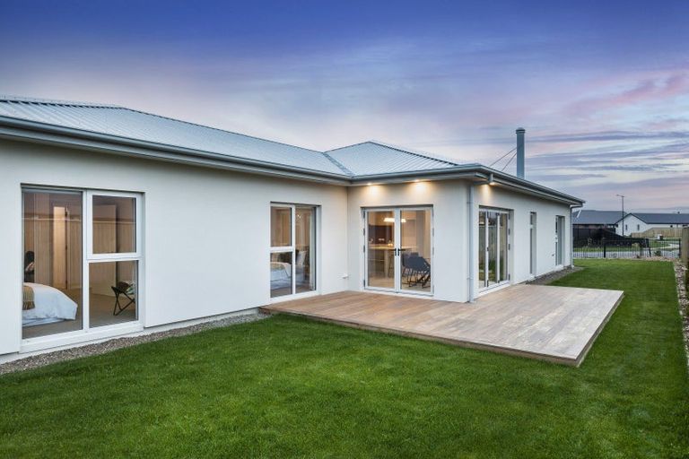 Photo of property in 48 Candlesticks Crescent, Lincoln, 7608