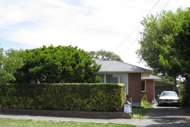 Photo of property in 23 Tenby Place, Avondale, Christchurch, 8061