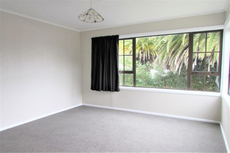 Photo of property in 414 Stokes Valley Road, Stokes Valley, Lower Hutt, 5019