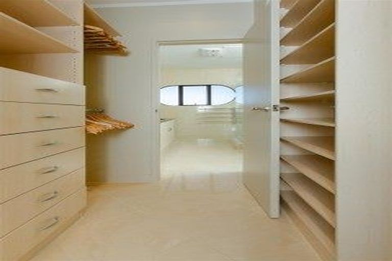 Photo of property in Shangri La Apartments, 5/97 Jervois Road, Herne Bay, Auckland, 1011