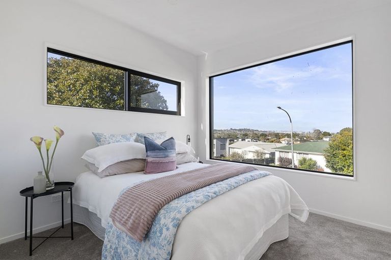 Photo of property in 14d Andrew Road, Howick, Auckland, 2010