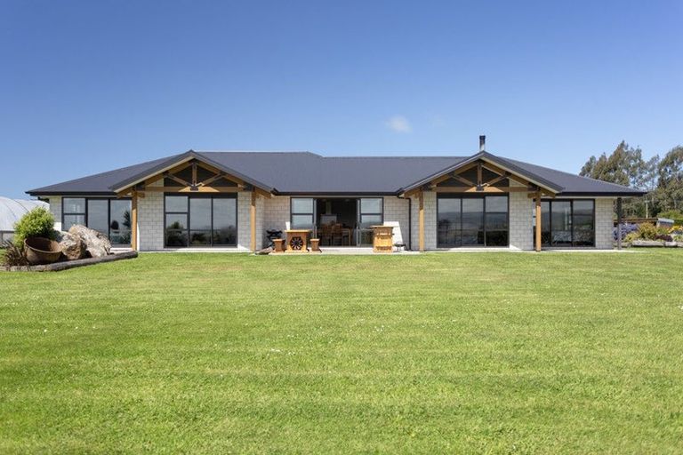 Photo of property in 16 Tain Street, Herbert, Oamaru, 9495