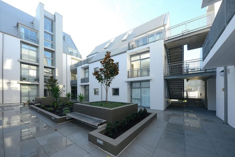 Photo of property in 12/41 Cambridge Terrace, Christchurch Central, Christchurch, 8013