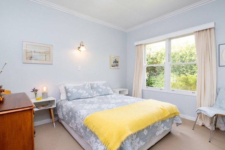 Photo of property in 14 Tauroa Road, Havelock North, 4130