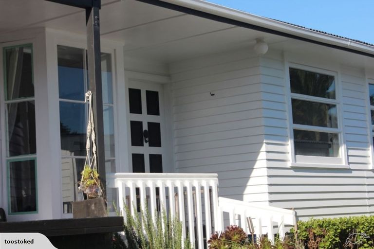 Photo of property in 80a Mcrobbie Road, Kingseat, Papakura, 2580