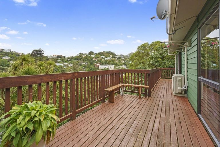 Photo of property in 142 Upland Road, Kelburn, Wellington, 6012