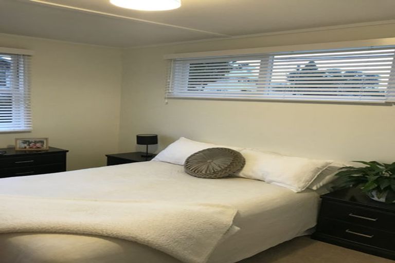 Photo of property in 31 Hillcrest Road, Hatfields Beach, Orewa, 0931