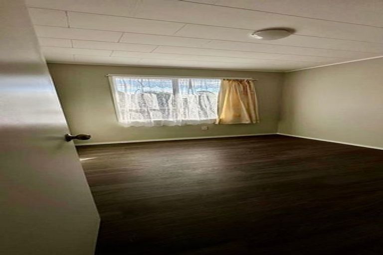 Photo of property in 26 Blanche Way, Half Moon Bay, Auckland, 2012