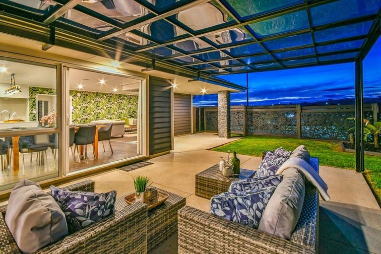 Photo of property in 16 Helenvale Crescent, Pokeno, 2402