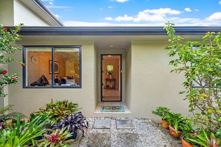 Photo of property in 15 Glenreagh Place, Torbay, Auckland, 0630