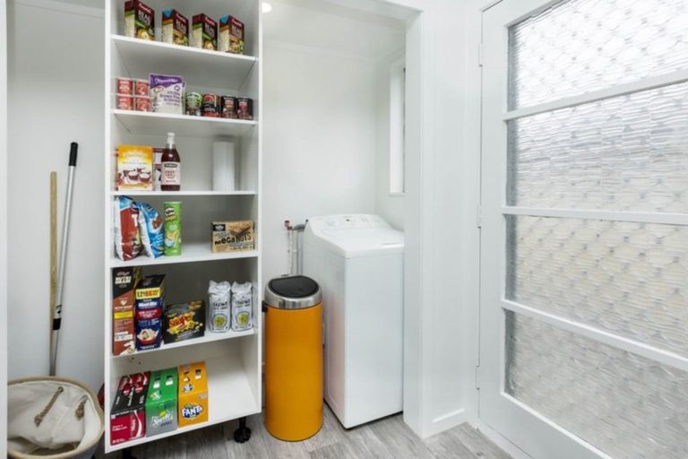 Photo of property in 9/46 King Street, Ebdentown, Upper Hutt, 5018