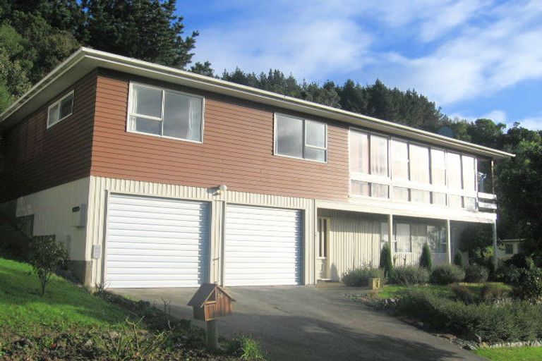 Photo of property in 26 Fyvie Avenue, Tawa, Wellington, 5028