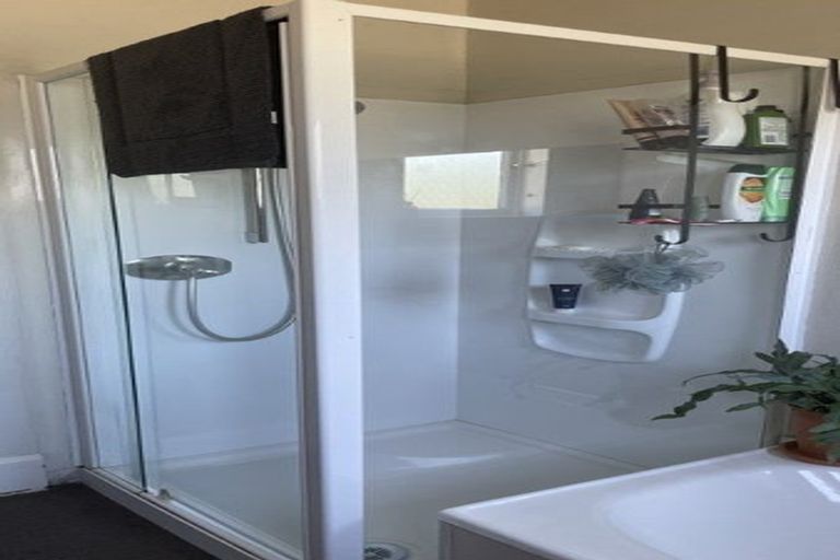 Photo of property in 96 Clyde Road, Ilam, Christchurch, 8041