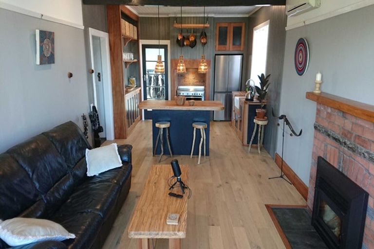 Photo of property in 24 Nixon Street, Tinwald, Ashburton, 7700