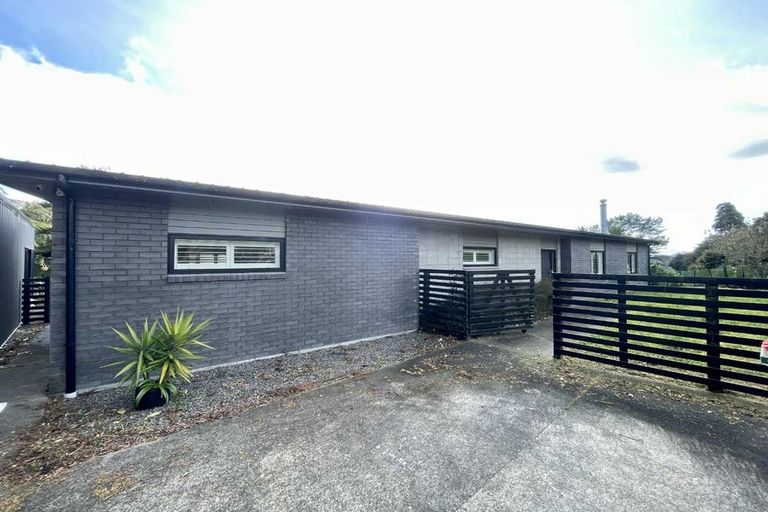 Photo of property in 224 Awai Road, Tarurutangi, New Plymouth, 4372