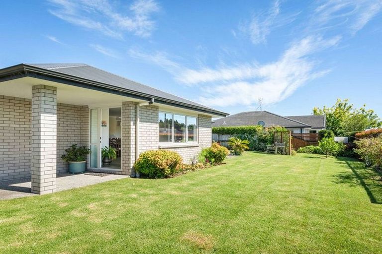 Photo of property in 15 Maniaroa Drive, Katikati, 3129