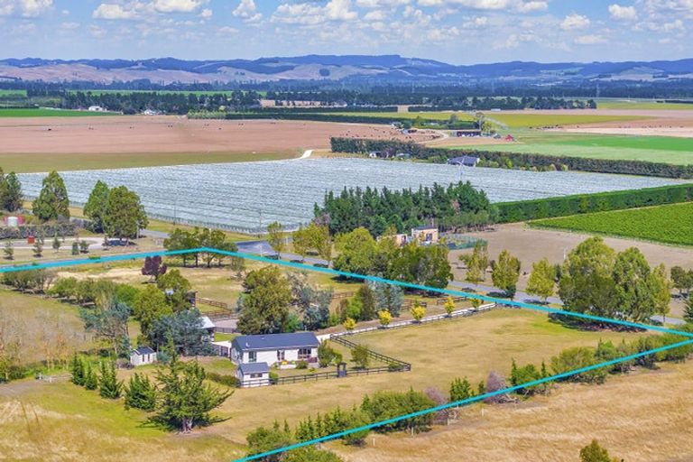 Photo of property in 70 Darnley Road, Glasnevin, Amberley, 7483