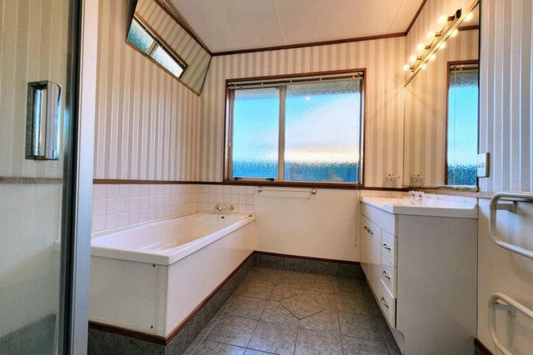 Photo of property in 23 Kingsbury Avenue, Rangiora, 7400