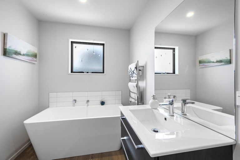 Photo of property in 54 Muirhill Street, Halswell, Christchurch, 8025