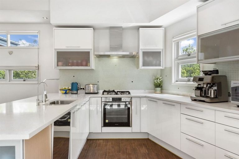 Photo of property in 67a Hastings Road, Mairangi Bay, Auckland, 0630