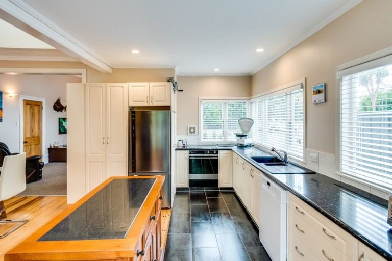 Photo of property in 72 Nelson Crescent, Napier South, Napier, 4110