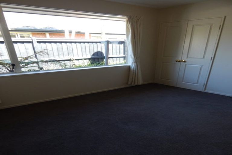 Photo of property in 4/135 Brookside Terrace, Bryndwr, Christchurch, 8053