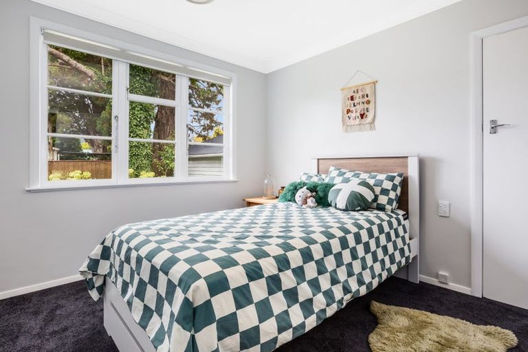 Photo of property in 8 Avalon Crescent, Avalon, Lower Hutt, 5011