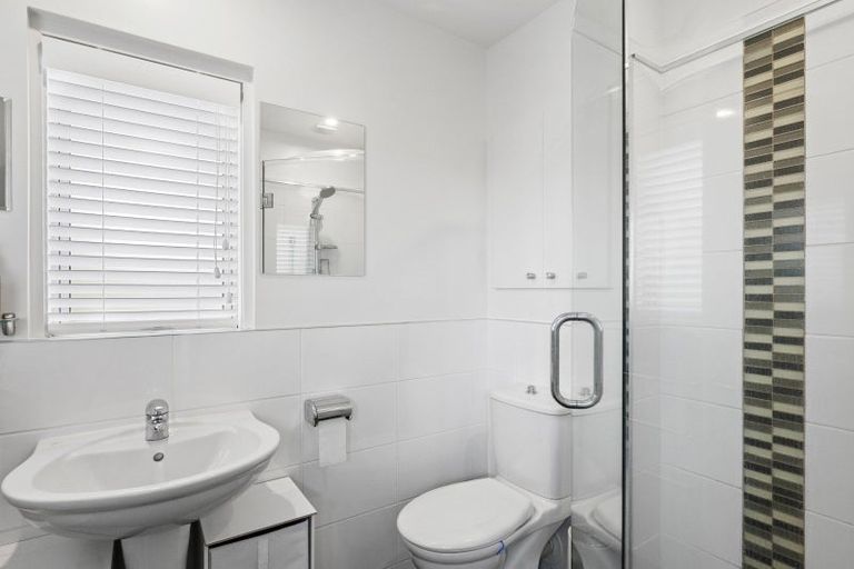 Photo of property in 42 Glencullen Drive, Casebrook, Christchurch, 8051