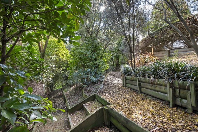 Photo of property in 11 Silkwood Place, Fitzherbert, Palmerston North, 4410