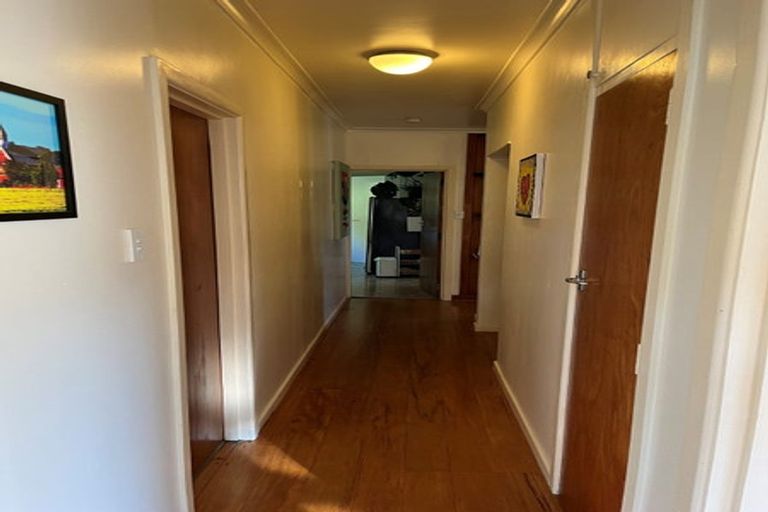 Photo of property in 22 Marshall Street, Karori, Wellington, 6012