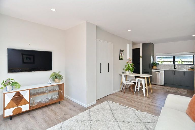 Photo of property in 4/162 Springfield Road, St Albans, Christchurch, 8014