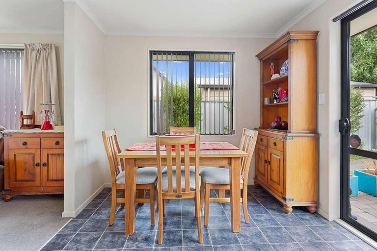 Photo of property in 260f Breezes Road, Aranui, Christchurch, 8061