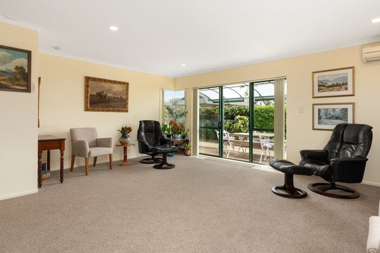Photo of property in 9 Moffat Way, Bethlehem, Tauranga, 3110