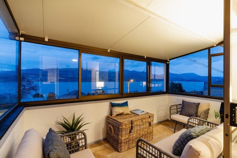 Photo of property in 9b Jane Street, Macandrew Bay, Dunedin, 9014