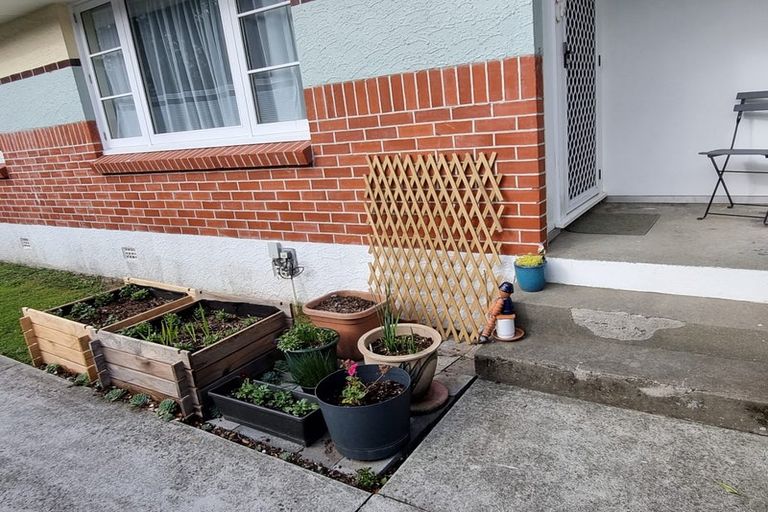 Photo of property in 11 Stephen Street, Trentham, Upper Hutt, 5018