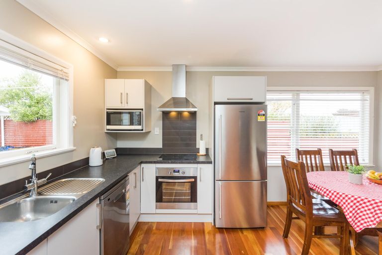 Photo of property in 5 Hunter Street, Milson, Palmerston North, 4414