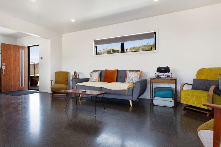 Photo of property in 17c Eagles Way, Cable Bay, 0420