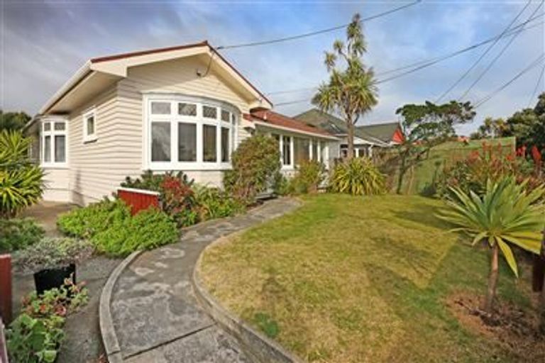 Photo of property in 38 Kauri Street, Miramar, Wellington, 6022